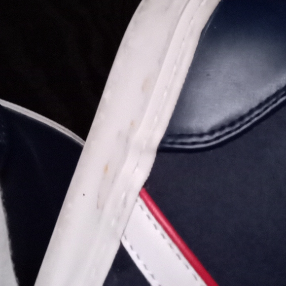 Tommy Sneakers - Picture 7 of 8